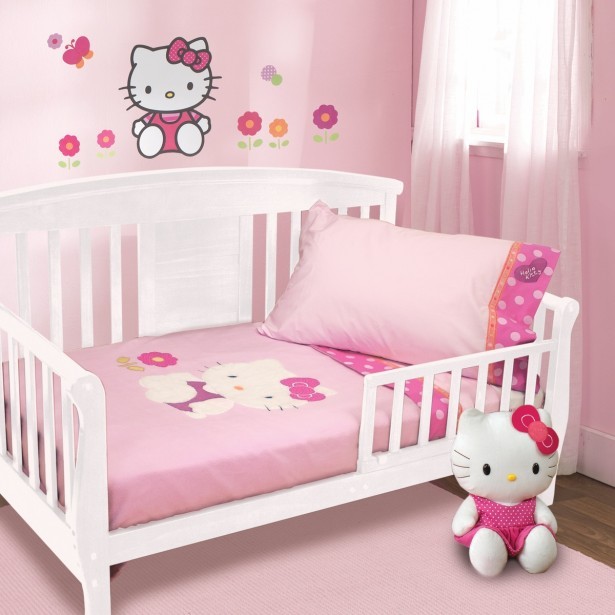 Phòng ngủ Hello Kitty cho bé gái